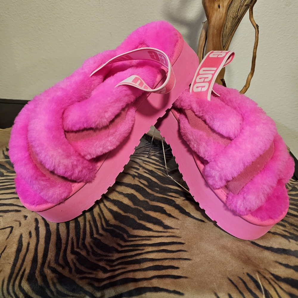 UGG Neon Pink Shearling Fur Sandal-New-8